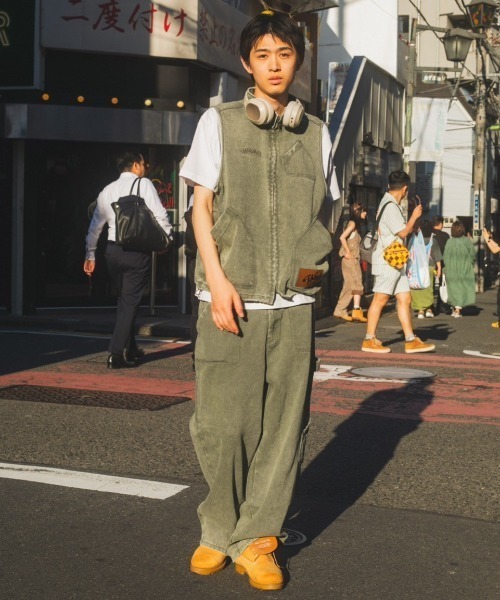 WudgeBoy（ワッジボーイ）の「chemical wash vest（ニット/セーター・レディース・カーキ/ブラウン/ブラック・MEDIUM/LARGE）」の22枚目の写真