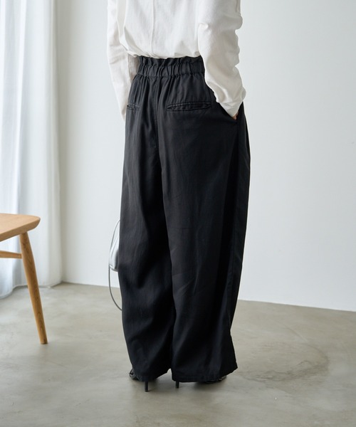 PUAL CE CIN(ピュアルセシン)の「麻テンセルツイルウエストフリルパンツ(その他パンツ・レディース・ブラック/ベージュ/ブラウン系・FREE)」の16枚目の写真