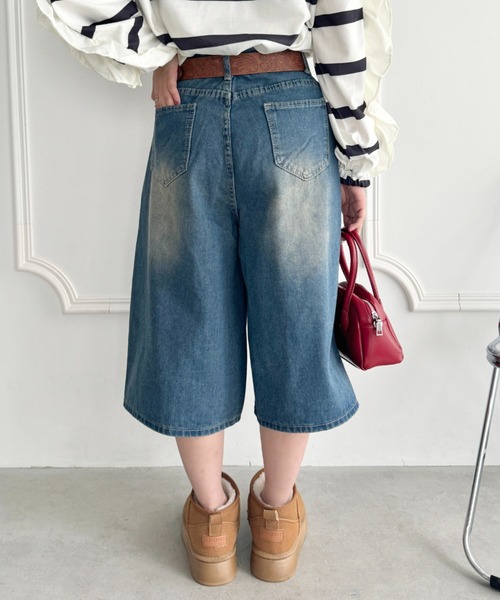 SOLLON.(ソルロン)の「7分丈ワイドデニムハーフパンツ(デニムパンツ・レディース・ブルー・M)」の7枚目の写真