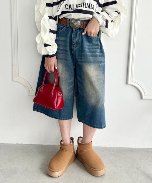 SOLLON.(ソルロン)の「7分丈ワイドデニムハーフパンツ(デニムパンツ・レディース・ブルー・M)」の2枚目の写真