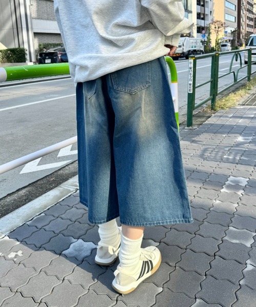 SOLLON.(ソルロン)の「7分丈ワイドデニムハーフパンツ(デニムパンツ・レディース・ブルー・M)」の16枚目の写真