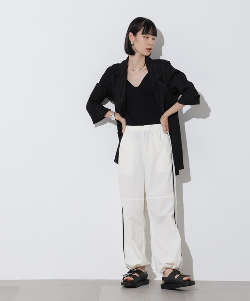 Apo(s)ture(アポスチャー)の「ARIA-023/ナイロンクロスライントラックパンツ(その他パンツ・レディース・ブルー/ホワイト/ブラウン/ブラック・XS/S/M/L/XL)」の14枚目の写真