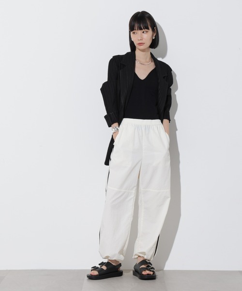 Apo(s)ture(アポスチャー)の「ARIA-023/ナイロンクロスライントラックパンツ(その他パンツ・レディース・ブルー/ホワイト/ブラウン/ブラック・XS/S/M/L/XL)」の15枚目の写真