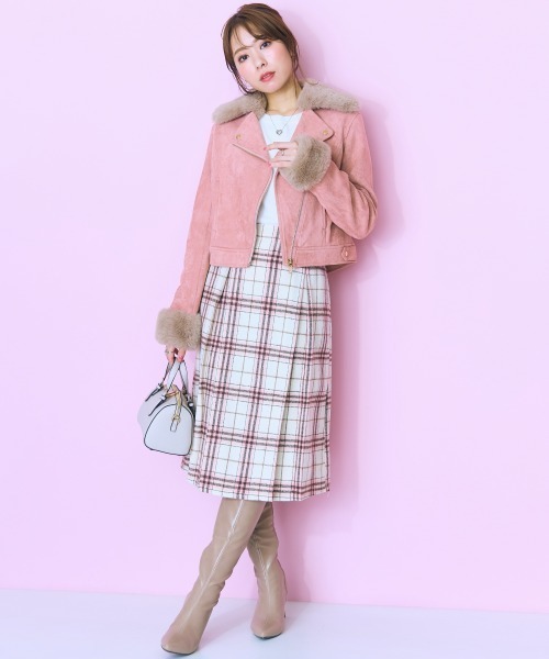 marun（マルン）の「＜大きいサイズ＞  レースデザイントップス　marun（Tシャツ/カットソー・レディース・アイボリー/ピンクベージュ/ブラック/グレー・L/LL/3L/4L/5L）」の5枚目の写真