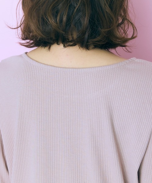 marun（マルン）の「＜大きいサイズ＞  レースデザイントップス　marun（Tシャツ/カットソー・レディース・アイボリー/ピンクベージュ/ブラック/グレー・L/LL/3L/4L/5L）」の15枚目の写真