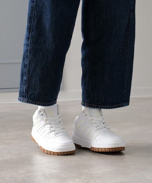 【K-SWISS/ケースイス】サイドライン ミドルカット レースアップスニーカー