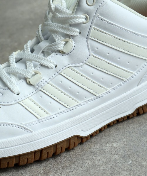 【K-SWISS/ケースイス】サイドライン ミドルカット レースアップスニーカー