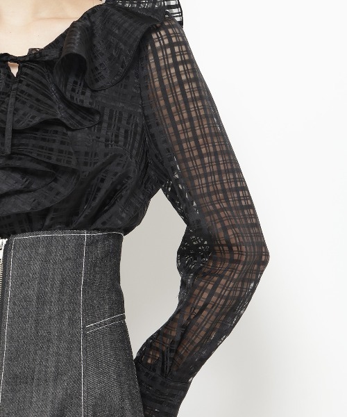 AND COUTURE（アンドクチュール）の「シアーチェックフリルブラウス（シャツ/ブラウス・レディース・ベージュ/ブラック/オフホワイト・FREE）」の15枚目の写真