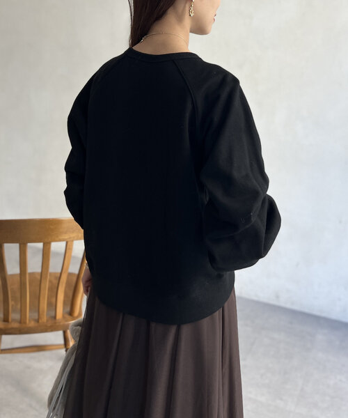 Chez toi(シェトワ)の「箔プリント裏毛ラグランプルオーバー(Tシャツ/カットソー・レディース・ブルー/オフホワイト/ブラック・FREE)」の22枚目の写真