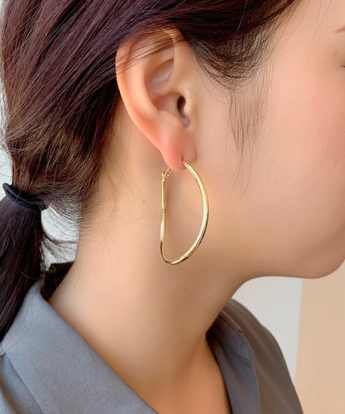 ete ラステックピアス　大ぶり ete ラステックピアス 大ぶり
