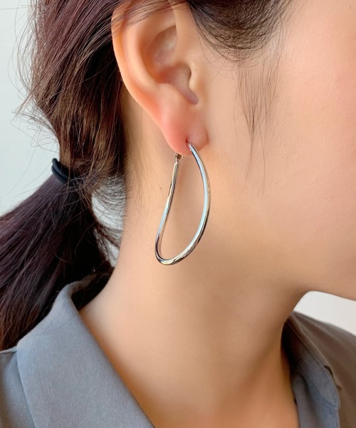 関税込み★Otiumberg★ロシダ オーバル フープ ピアス セール】 Otiumberg. Small Roscida Drop Hoops ピアス （ピアス