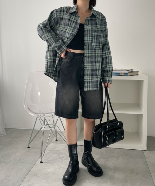 WEGO（ウィゴー）の「WEGO/オーバーサイズチェックネルシャツ（シャツ/ブラウス・レディース・ネイビー/グリーン・FREE）」の3枚目の写真