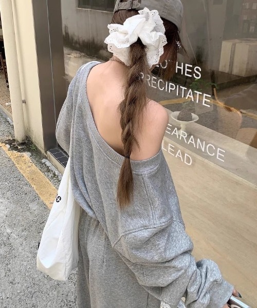 SHEENA（シーナ）の「セットアップ　ワンショルダースウェットトレーナー×スウェットワイドパンツ/2点SET（セットアップ・レディース・グレー/ライトカーキ/ブルー系その他・M）」の20枚目の写真