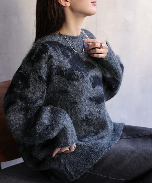 CREARE -LINO-(クレアーレリノ)の「<ユニセックス商品>レオパード柄シャギーニット(ニット/セーター・レディース・チャコール/ブラウン/ネイビー・FREE)」の1枚目の写真