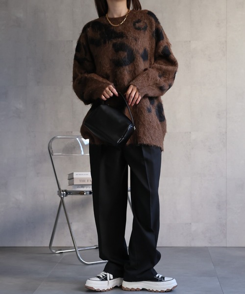 CREARE -LINO-(クレアーレリノ)の「<ユニセックス商品>レオパード柄シャギーニット(ニット/セーター・レディース・チャコール/ブラウン/ネイビー・FREE)」の19枚目の写真
