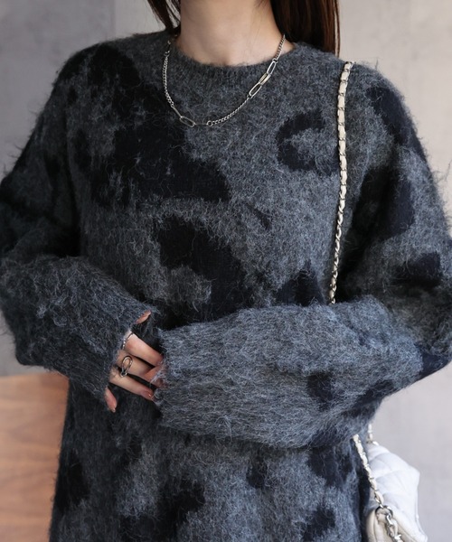CREARE -LINO-(クレアーレリノ)の「<ユニセックス商品>レオパード柄シャギーニット(ニット/セーター・レディース・チャコール/ブラウン/ネイビー・FREE)」の22枚目の写真