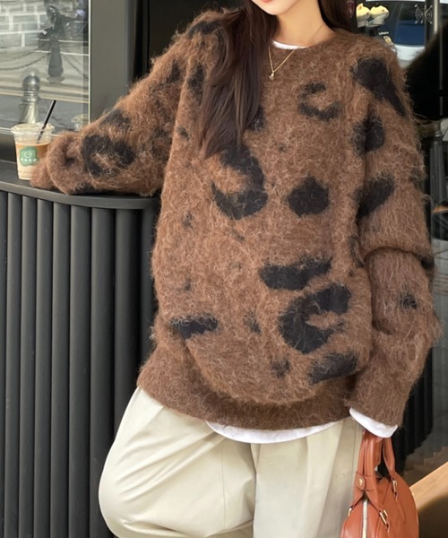 CREARE -LINO-(クレアーレリノ)の「<ユニセックス商品>レオパード柄シャギーニット(ニット/セーター・レディース・チャコール/ブラウン/ネイビー・FREE)」の16枚目の写真