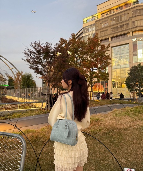 FOREVER 21（フォーエバー トゥエンティーワン）の「【2025SS】取り外し可能ハートチャーム付きPUボストン（ショルダーバッグ・レディース・キャメル/ダークブラウン/ライトブルー・FREE）」の11枚目の写真