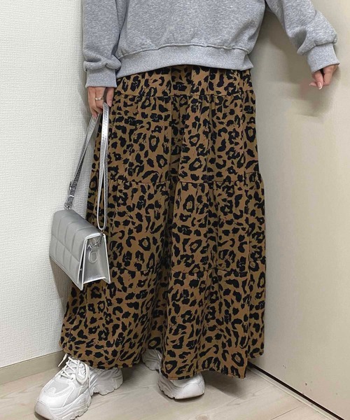 NANEA(ナネア)の「ヒョウ柄ボリュームスカート(スカート・レディース・ベージュ/ブラウン/ホワイト/グリーン/ブラック・フリー)」の12枚目の写真