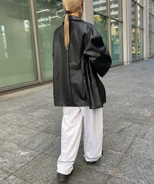 AIC.（エーアイシー）の「ドローコードパイピング裏毛ジョガーパンツ（スウェットパンツ・レディース・ライトグレー/チャコールグレー・FREE）」の21枚目の写真