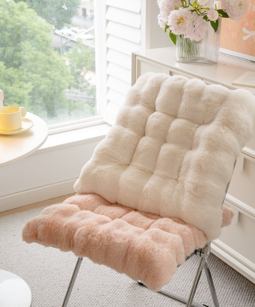 SHEPP（シープ）の「低反発 ふわふわスクエアクッション 座布団 45cm（クッション/クッションカバー・レディース・ピンク/ブラウン/ホワイト/グレー・F）」の12枚目の写真