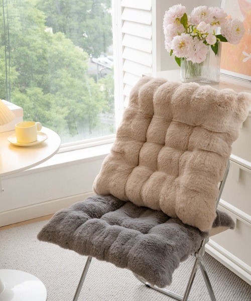 SHEPP（シープ）の「低反発 ふわふわスクエアクッション 座布団 45cm（クッション/クッションカバー・レディース・ピンク/ブラウン/ホワイト/グレー・F）」の16枚目の写真