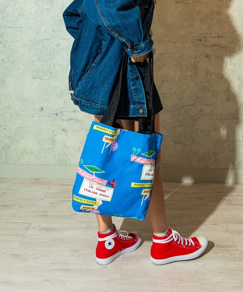 ACCOMMODE（アコモデ）の「リバーシブワイドハンドルトート（トートバッグ・レディース・シルバー/ブラック・FREE）」の11枚目の写真