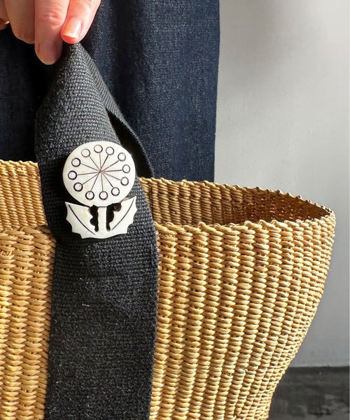 COMMON WARE(コモンウェアー)の「4on:Matsuo Miyuki Bone Brooch 松尾みゆき ボーンプローチ(ブローチ/コサージュ・レディース・C/D/E/F/A/H/J/K/L/B/G/I・FREE)」の11枚目の写真