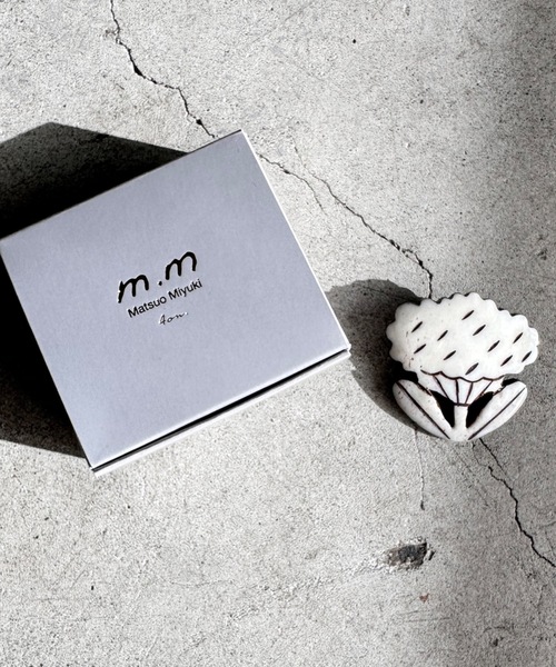 COMMON WARE(コモンウェアー)の「4on:Matsuo Miyuki Bone Brooch 松尾みゆき ボーンプローチ(ブローチ/コサージュ・レディース・C/D/E/F/A/H/J/K/L/B/G/I・FREE)」の18枚目の写真