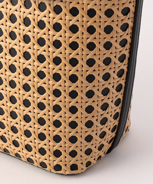 MONO　COMME CA（モノコムサ）の「2way ワンハンドル 雑材バッグ（ハンドバッグ・レディース・ブラック/ホワイト・FREE）」の8枚目の写真