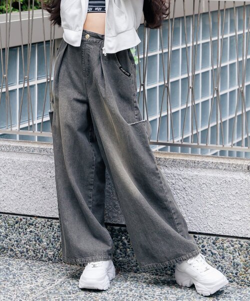 タックボリュームワイドデニムパンツ（デニムパンツ）｜ALGY（アルジー） 4,655円