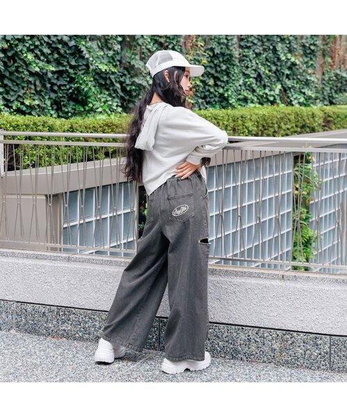 algy（アルジー）の「タックボリュームワイドデニムパンツ（デニムパンツ・キッズ・サックスブルー/グレー・XX-SMALL/X-SMALL/SMALL/MEDIUM）」の4枚目の写真