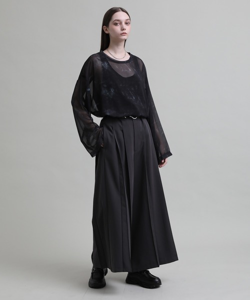 ELLUV(エルブ)の「【ELLUV/エルヴ】シルキーシフォンシアー マーブルフレアスリーブロンT(Tシャツ/カットソー・メンズ・ブラック/ブルー/ホワイト・S/M/L)」の13枚目の写真