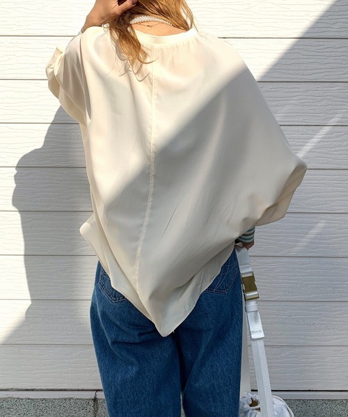 Q（キュー）の「ドルマンリブブラウス（シャツ/ブラウス・レディース・オリーブ/アイボリー/ブラック/ラベンダー・MEDIUM）」の6枚目の写真