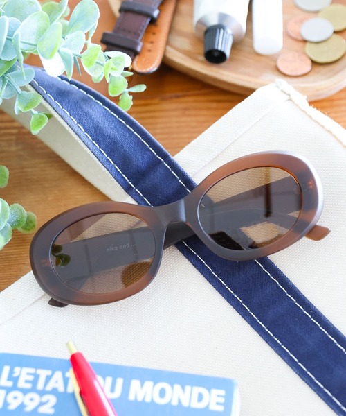 niko and...（ニコアンド）の「オリジナルオーバルキャットアイサングラス（サングラス・レディース・ブラウン/アイボリー/ブラック・FREE）」の3枚目の写真