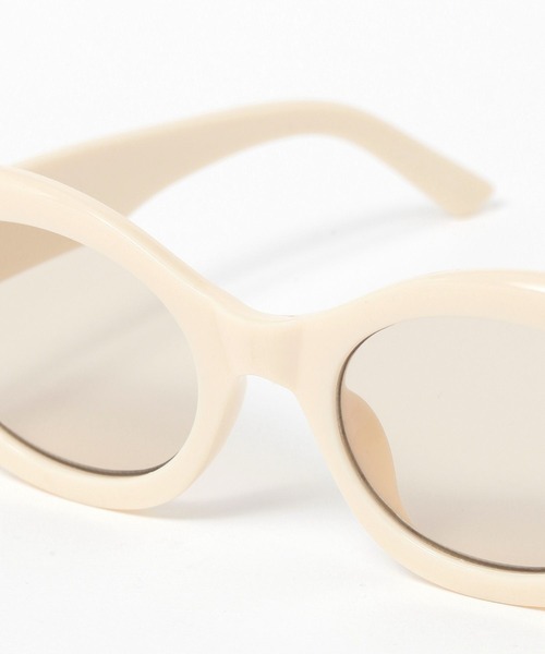 niko and...（ニコアンド）の「オリジナルオーバルキャットアイサングラス（サングラス・レディース・ブラウン/アイボリー/ブラック・FREE）」の17枚目の写真