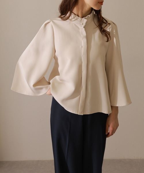 Lace Ladies(レースレディース)の「スタンド フリルカラー フレア 7分袖 プルオーバー(シャツ/ブラウス・レディース・チャコールグレー/ブラック/アイボリー/ネイビー・FREE/S)」の19枚目の写真