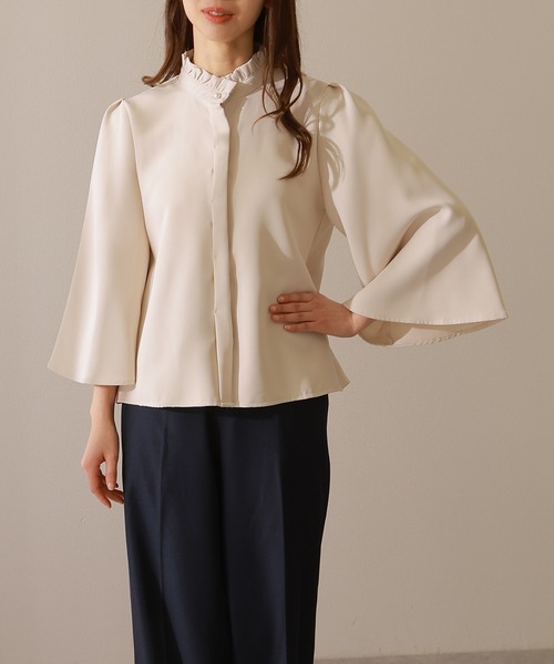 Lace Ladies(レースレディース)の「スタンド フリルカラー フレア 7分袖 プルオーバー(シャツ/ブラウス・レディース・チャコールグレー/ブラック/アイボリー/ネイビー・FREE/S)」の22枚目の写真