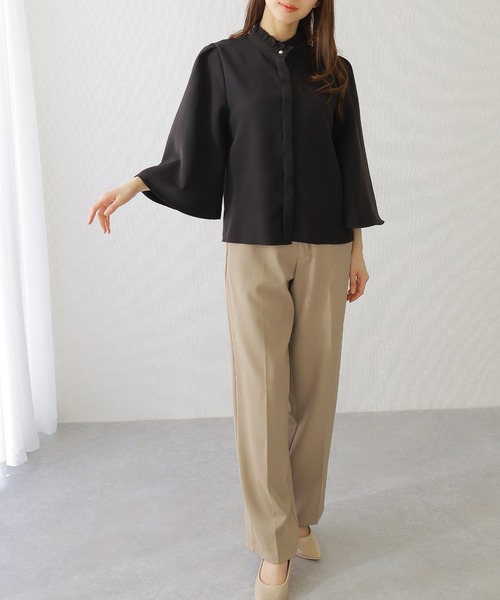 Lace Ladies(レースレディース)の「スタンド フリルカラー フレア 7分袖 プルオーバー(シャツ/ブラウス・レディース・チャコールグレー/ブラック/アイボリー/ネイビー・FREE/S)」の5枚目の写真