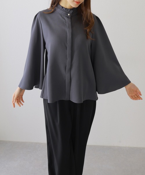 Lace Ladies(レースレディース)の「スタンド フリルカラー フレア 7分袖 プルオーバー(シャツ/ブラウス・レディース・チャコールグレー/ブラック/アイボリー/ネイビー・FREE/S)」の14枚目の写真