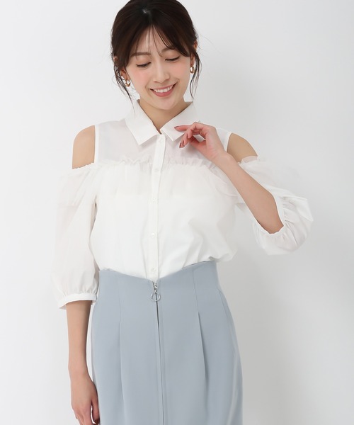 MISCH MASCH(ミッシュマッシュ)の「オープンショルダーチュールフリルシャツ(シャツ/ブラウス・レディース・ブラック/ホワイト/ブルー・フリ-)」の22枚目の写真