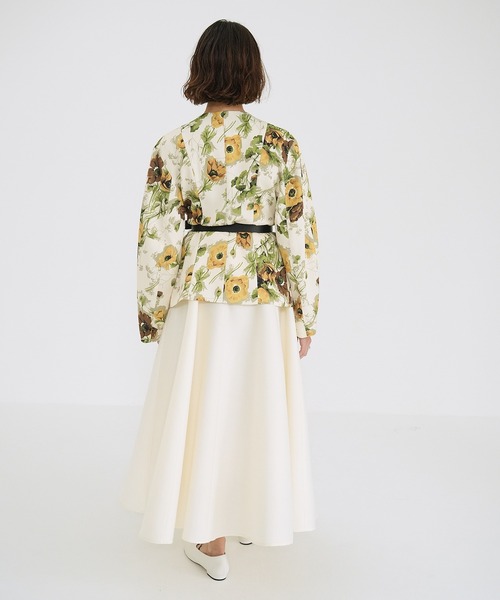 CLANE(クラネ)の「SCARF FLOWER RIBBON TOPS(その他トップス・レディース・アイボリー/ネイビー・1/2)」の12枚目の写真