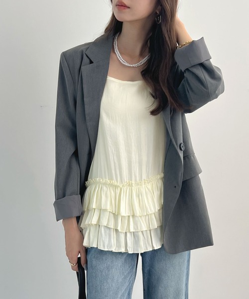 Futier land(フューティアランド)の「裾フリルキャミソール(キャミソール・レディース・ブラック/アイボリー/グレー/ホワイト/ブラック系その他・FREE)」の3枚目の写真