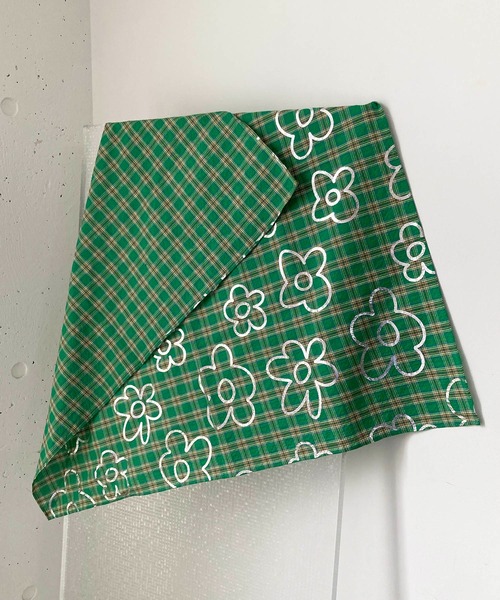 Casselini（キャセリーニ）の「Casselini(キャセリーニ)プリントコットンスカーフ（バンダナ/スカーフ・レディース・イエロー/ブラック/グリーン・FREE）」の9枚目の写真