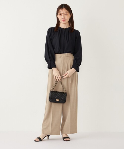 SHIPS Colors(シップス カラーズ)の「SHIPS Colors:〈手洗い可能〉 メランジ タック ワイドパンツ(その他パンツ・レディース・ベージュ/ネイビー・SMALL/MEDIUM)」の20枚目の写真