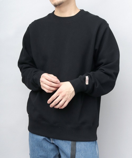 Goodwear（グッドウェア）の「USAコットン 裏毛（裏パイル） クルーネック スウェットトレーナー レギュラーシルエット（スウェット・メンズ・チャコール/グレー/ブラック/グレイッシュベージュ・M/L/XL）」の2枚目の写真