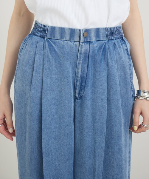 Paradise Picnic(パラダイスピクニック)の「ROSIEE テンセルデニムタックパンツ(デニムパンツ・レディース・ブラック/ブルー・FREE)」の9枚目の写真