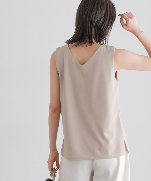 Pierrot（ピエロ）の「ペアスキン2wayタンクトップ（タンクトップ・レディース・グレイッシュベージュ/ブラック/オフホワイト・L/M/S）」の22枚目の写真