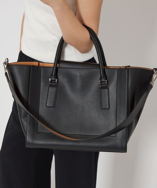 green label relaxing（グリーンレーベルリラクシング）の「【WEB限定】トラペーズ ワイドベルト トートバッグ / A4 / 通勤（トートバッグ・レディース・ブラック/ベージュ/ブラウン・FREE）」の11枚目の写真