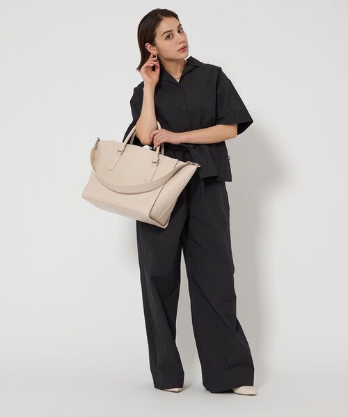 green label relaxing（グリーンレーベルリラクシング）の「【WEB限定】トラペーズ ワイドベルト トートバッグ / A4 / 通勤（トートバッグ・レディース・ブラック/ベージュ/ブラウン・FREE）」の19枚目の写真
